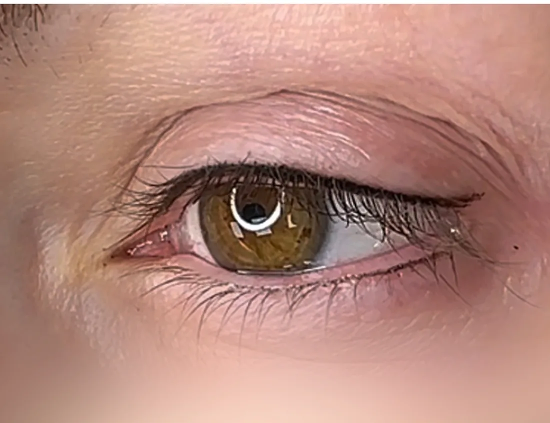 A soft lash-line enhancement after permanent eyeliner